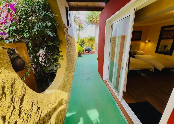 Villa Con Piscina Climatizada Y Vistas Al Mar